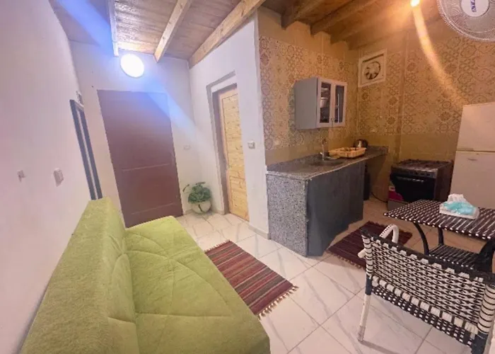 Jory Apartman *